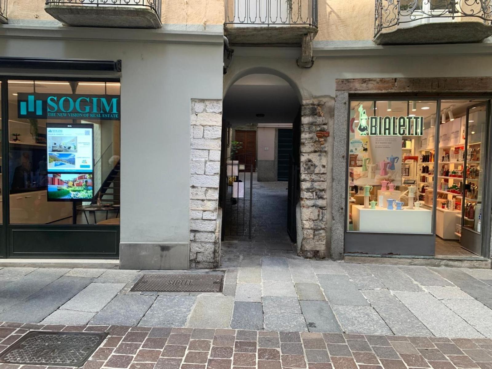 Calicantus Apartments Atena Como Exterior photo
